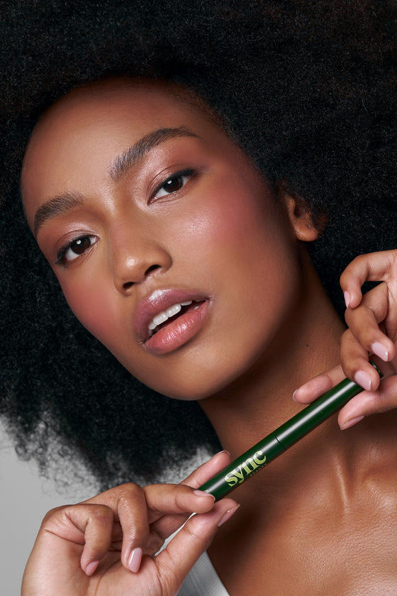 Clear vs Tinted Brow Gel: Which One Do You Need?