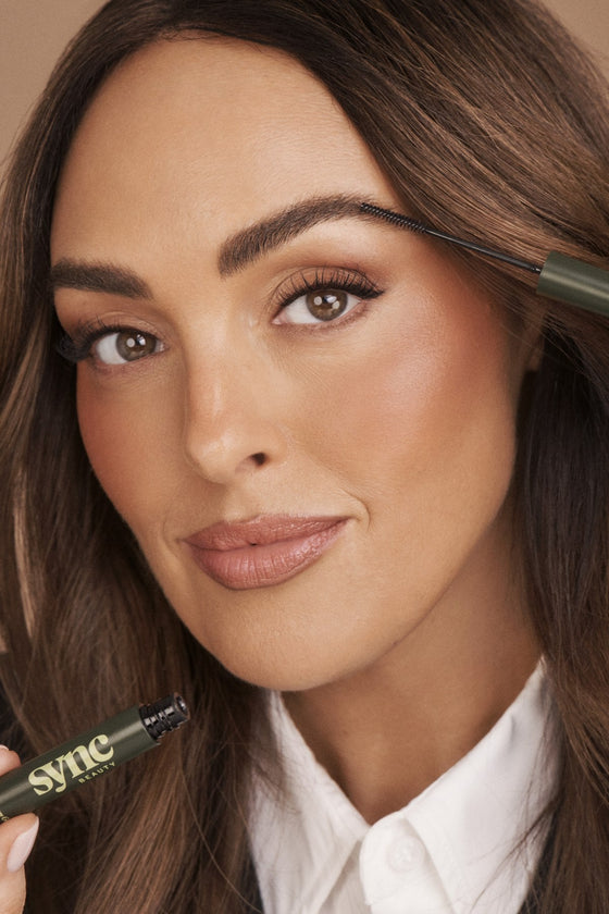 The 60-Second Everyday Brow Routine