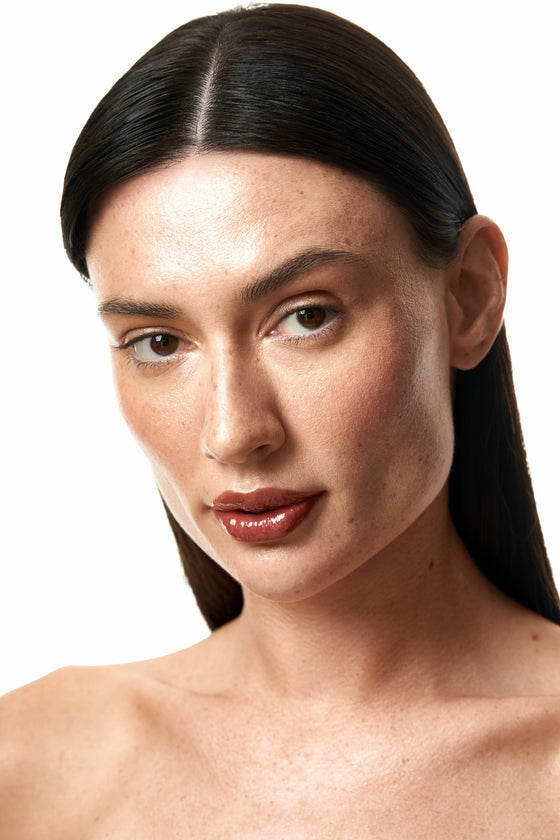 How to Tell if a Lip Shade Suits You